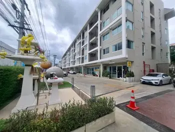 ขาย/เช่า คอนโดห้องมุมกว้างพิเศษ สไตล์รีสอร์ท | MT Residence Klong Luang ติดถนนใหญ่คลองหลวง ราคาขาย: 3,900,000 บาท หรือเช่า: 16,000 บาท/เดือน